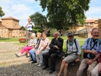 Rast vor dem Mausoleum der Galla Placidia in Ravenna